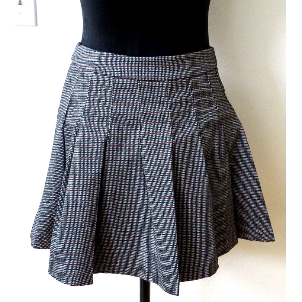 Ookie & Lala Plaid Knit mini skirt 15"  Small EUC